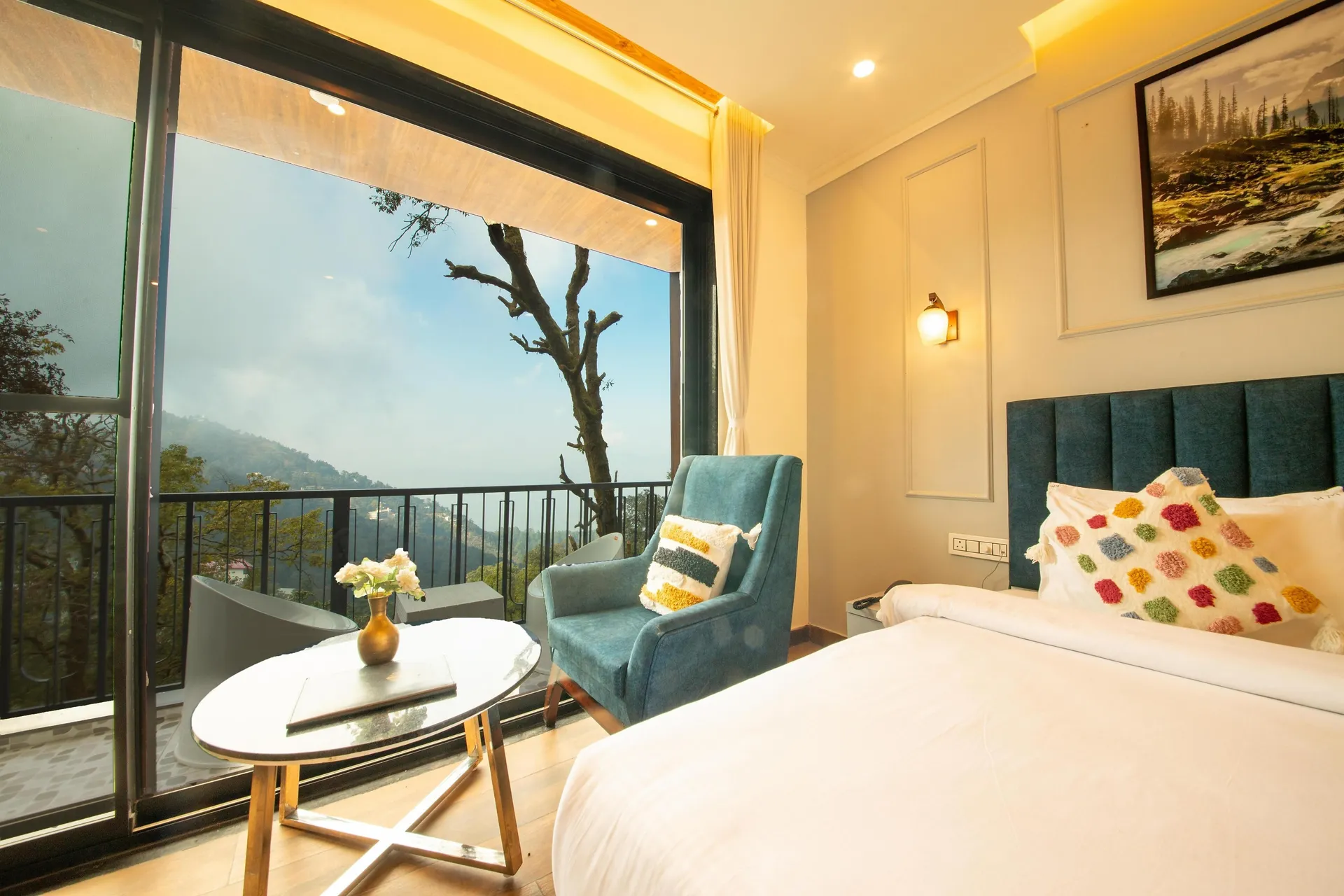 Perfectstayz Premium Westend @ Mall Road Room