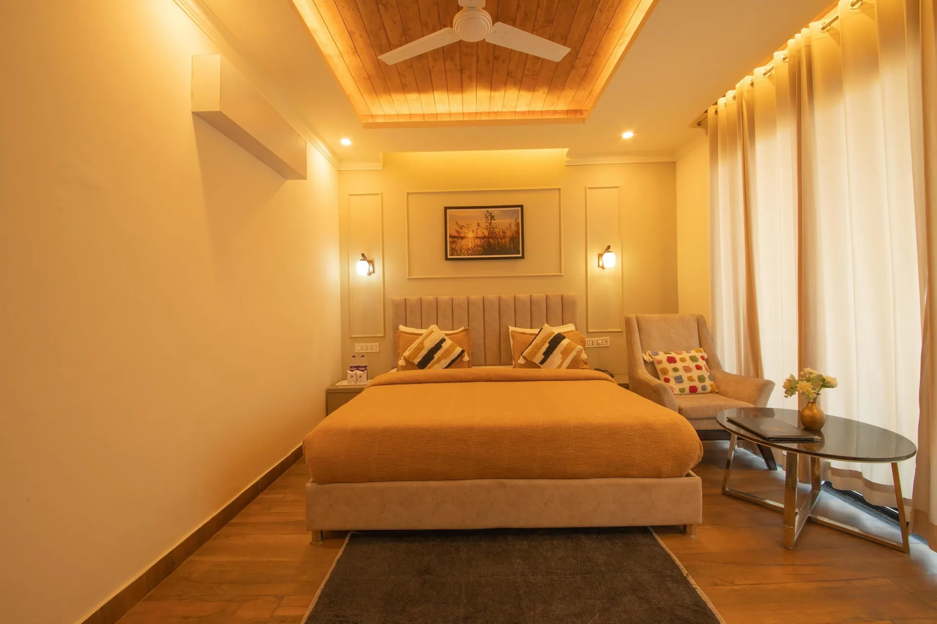 Perfectstayz Premium Westend @ Mall Road Room
