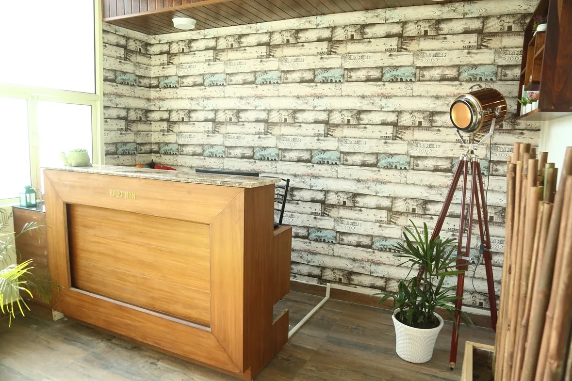 Shining hills by Lawrence Hotels Reception