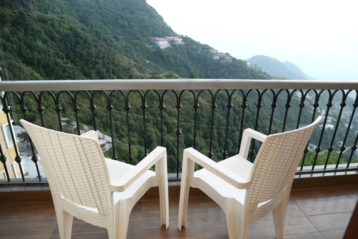 Shining hills by Lawrence Hotels Room