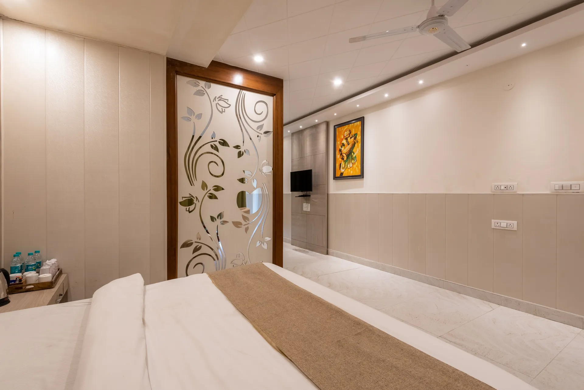 Shining hills by Lawrence Hotels Room