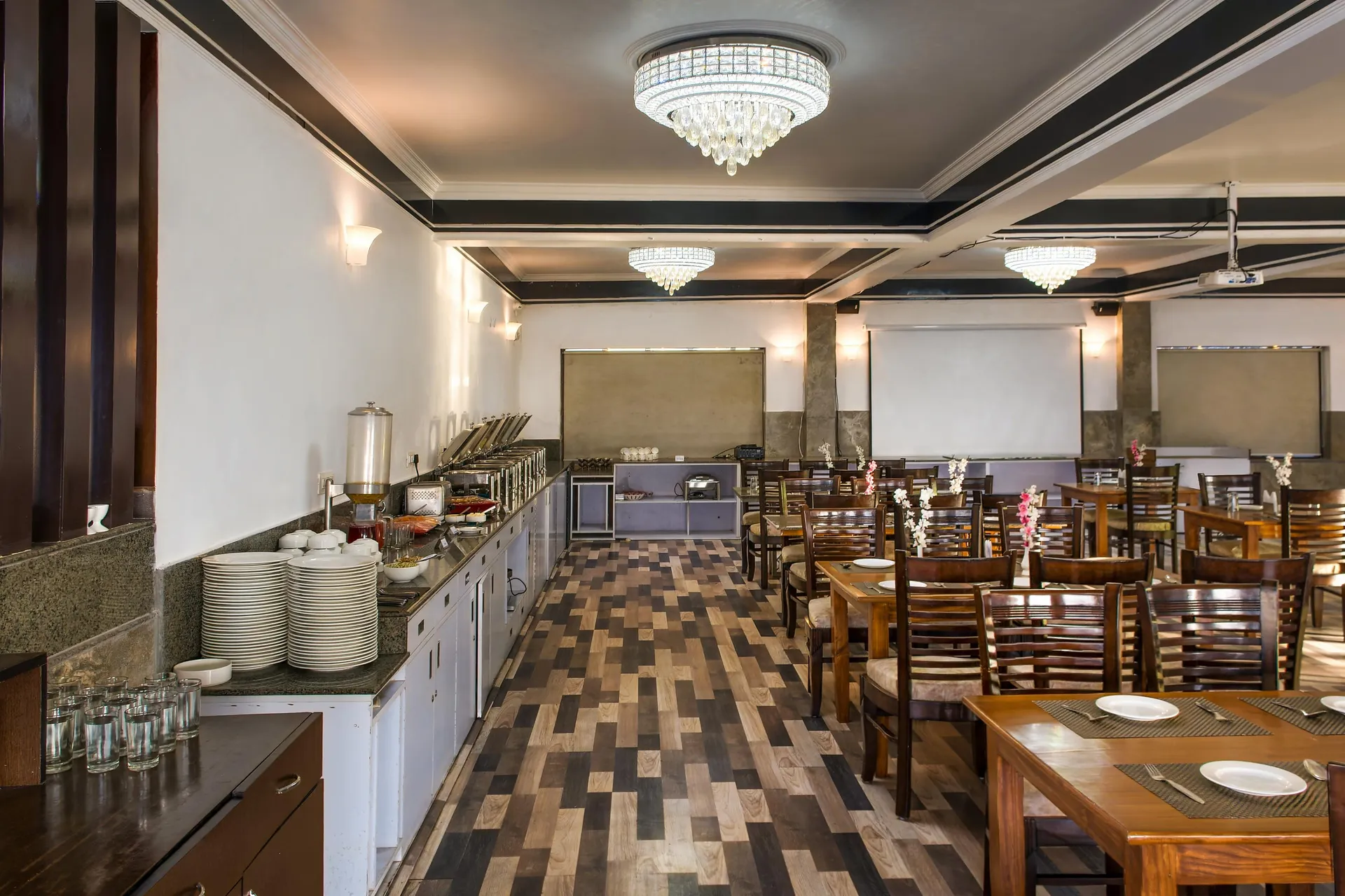 Shivalik Hills Mussoorie Restaurant