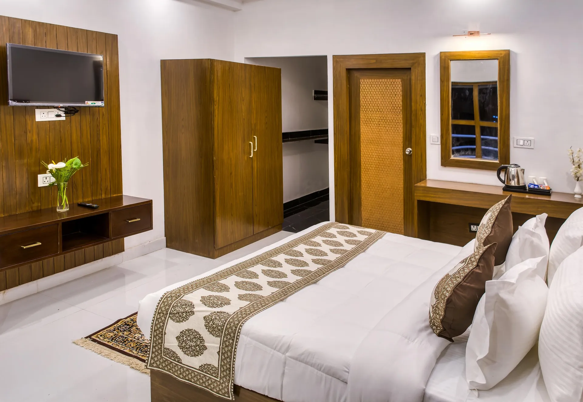 Shivalik Hills Mussoorie Room