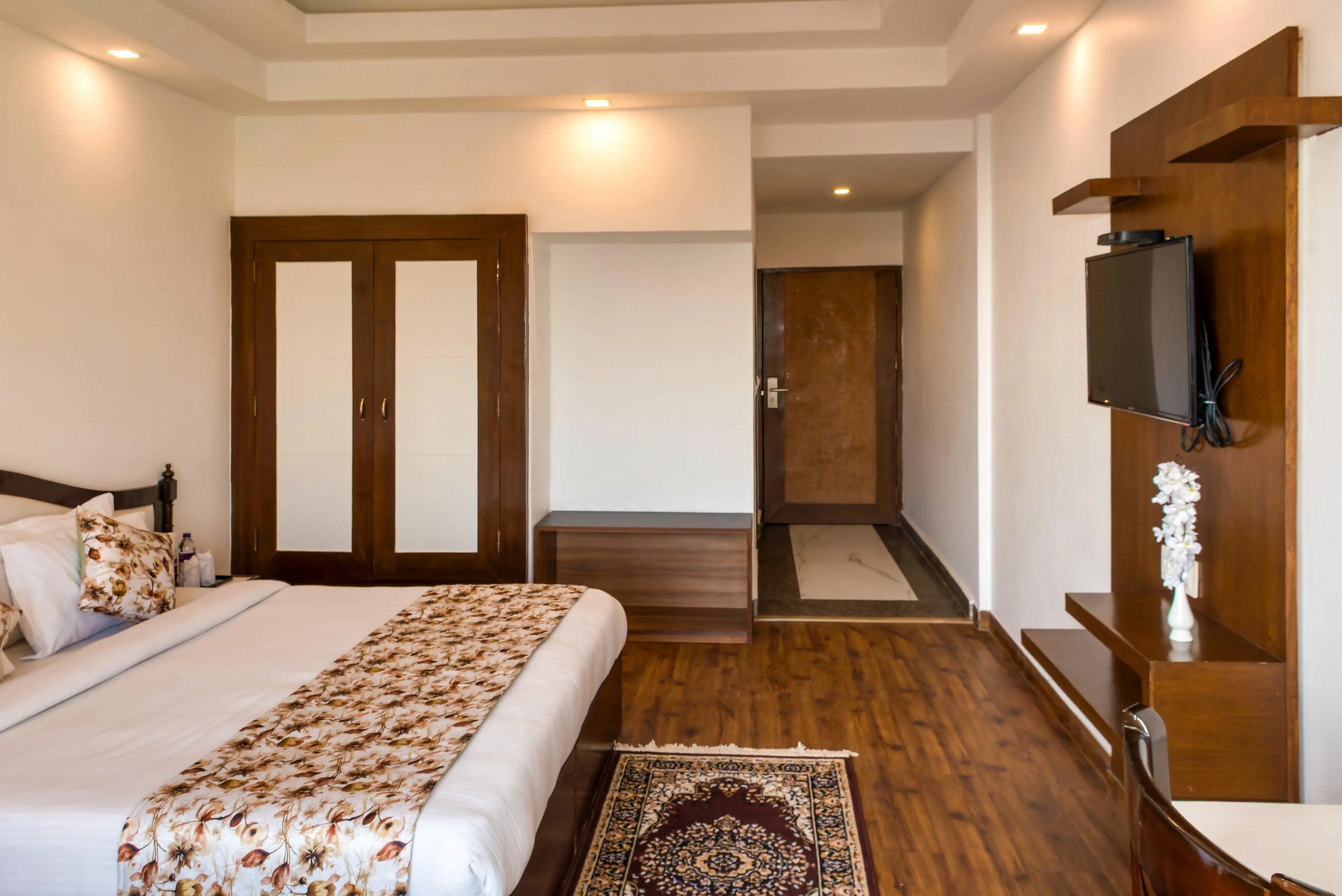 Shivalik Hills Mussoorie Room