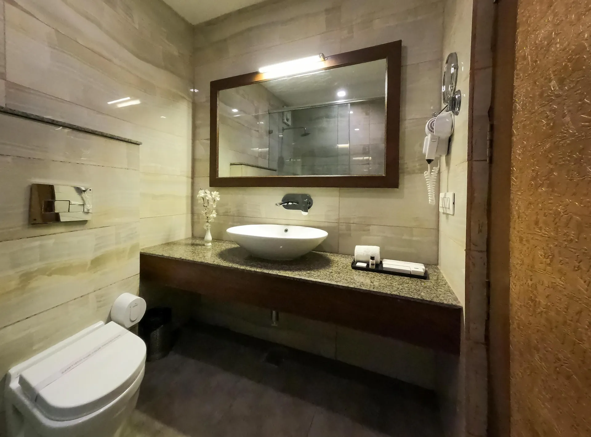 Shivalik Hills Mussoorie Room