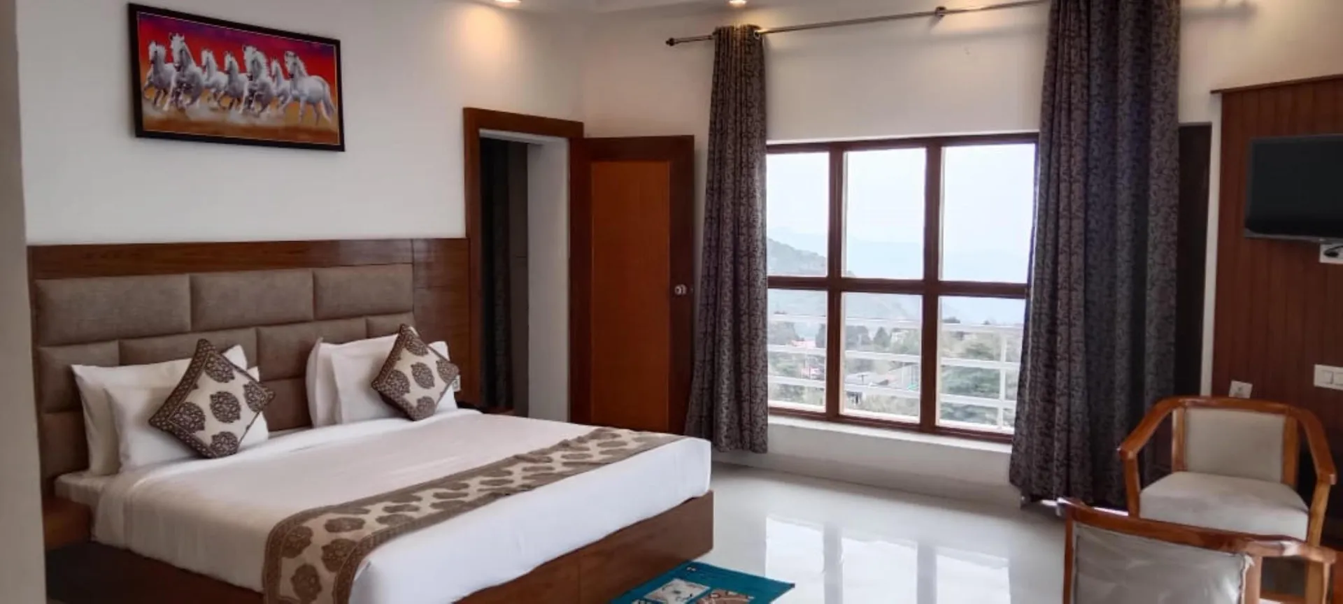 Shivalik Hills Mussoorie Room