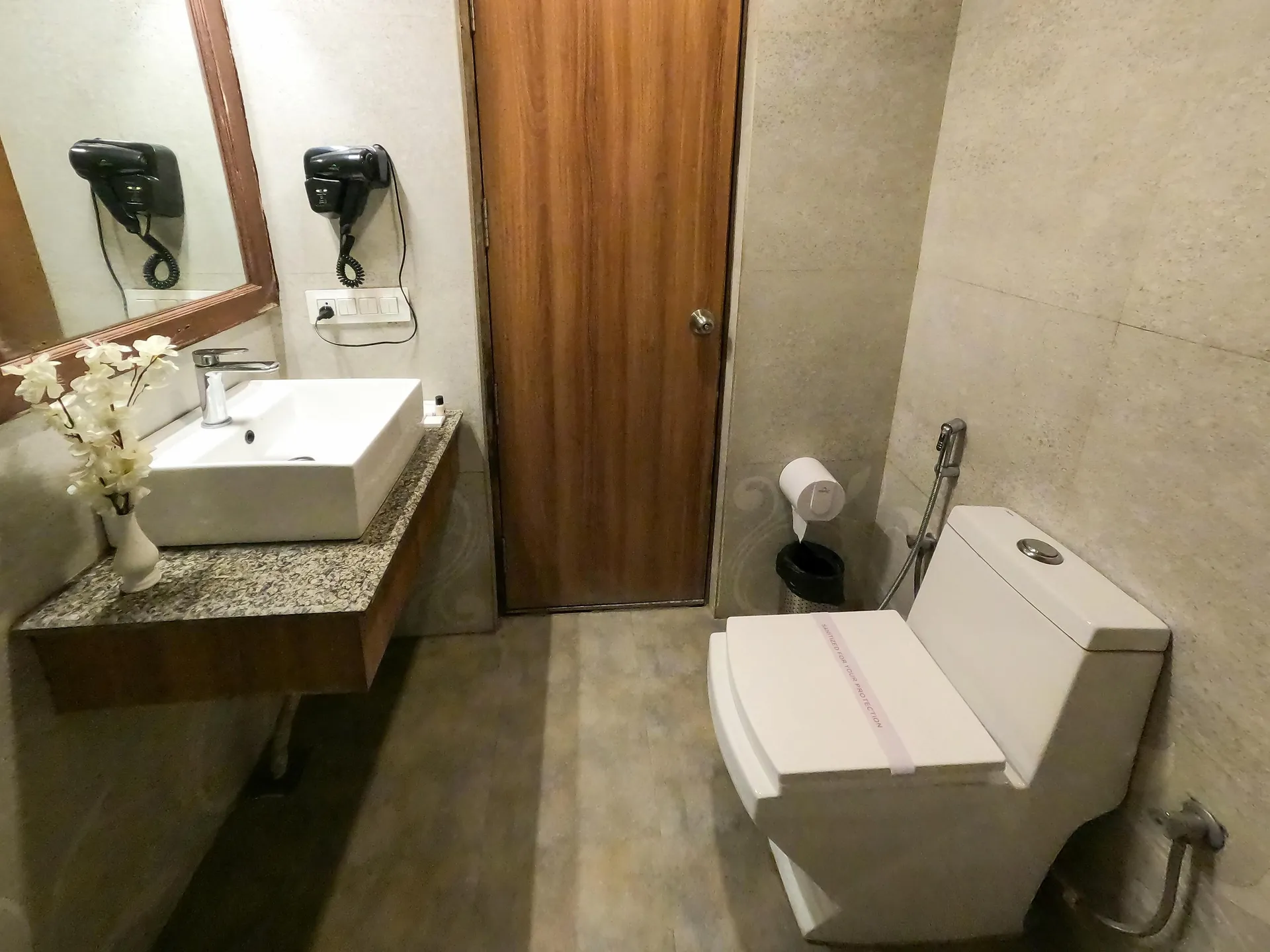 Shivalik Hills Mussoorie Room