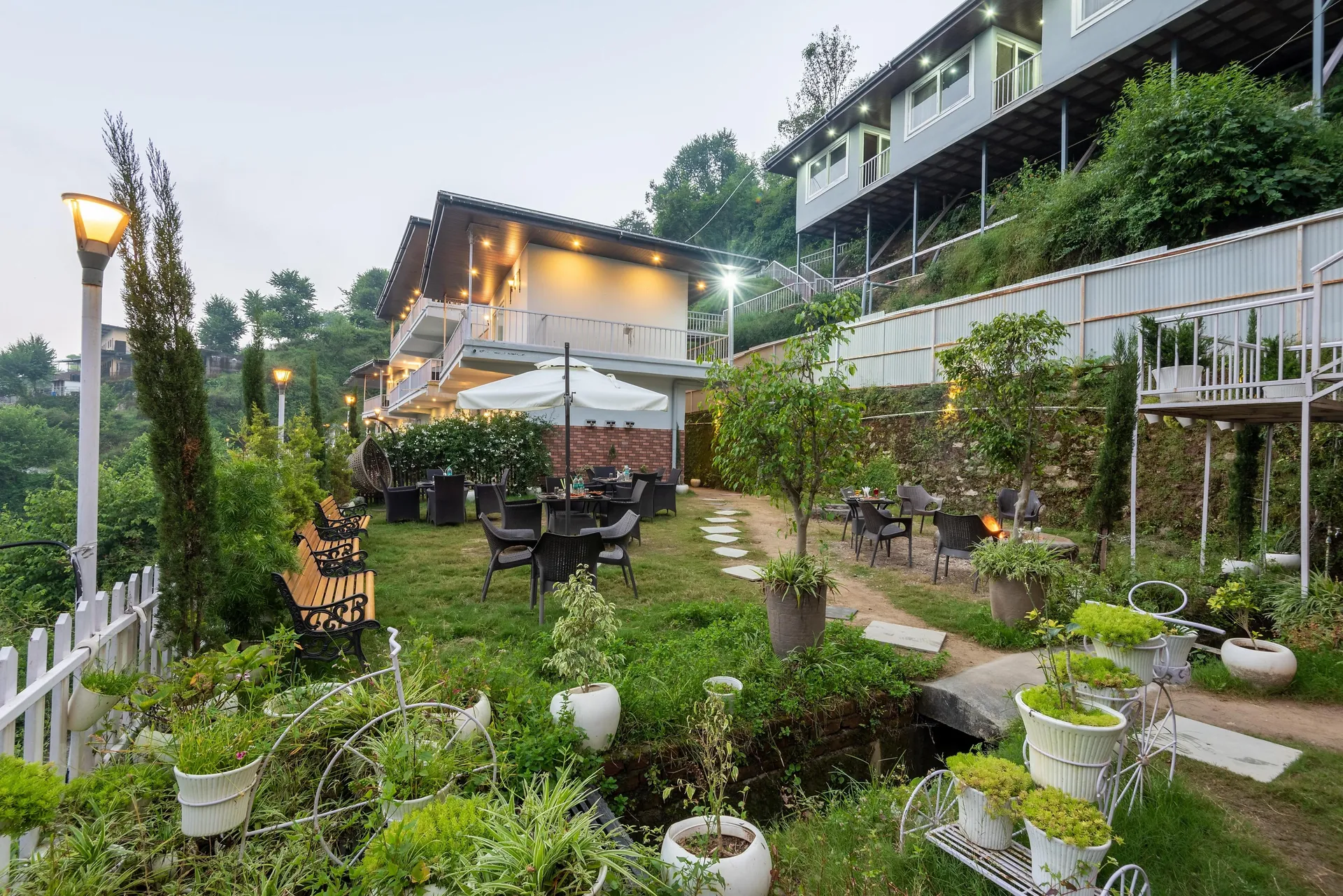 SL Manor Resort by Lawrence Hotels Garden