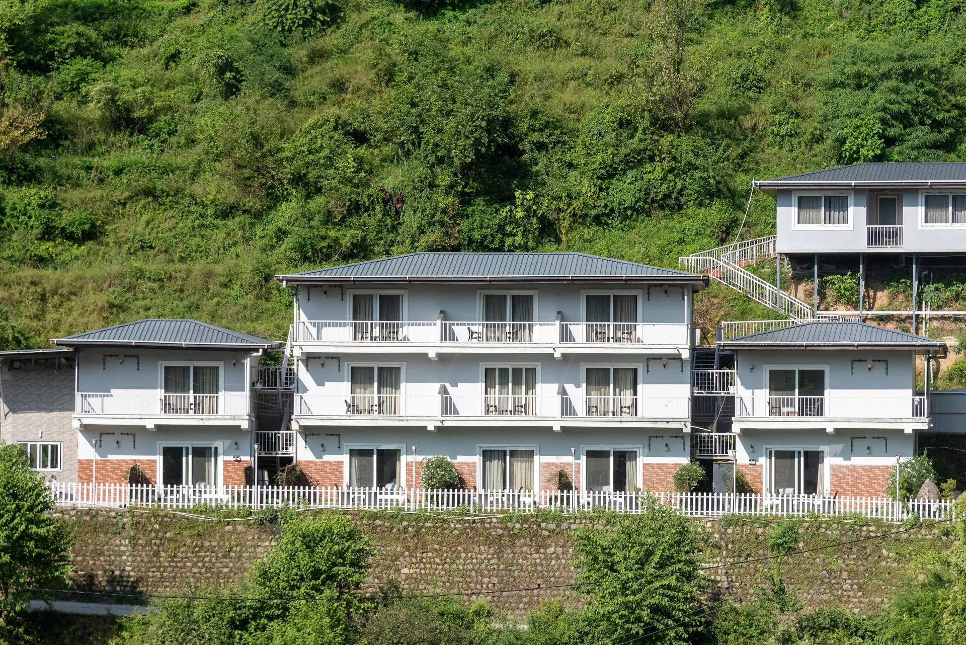 SL Manor Resort by Lawrence Hotels Others