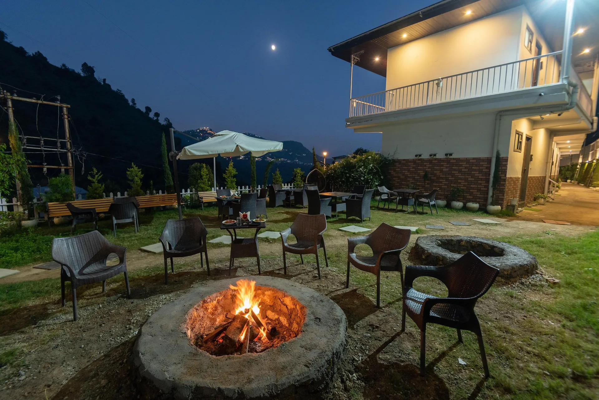 SL Manor Resort by Lawrence Hotels Outdoors