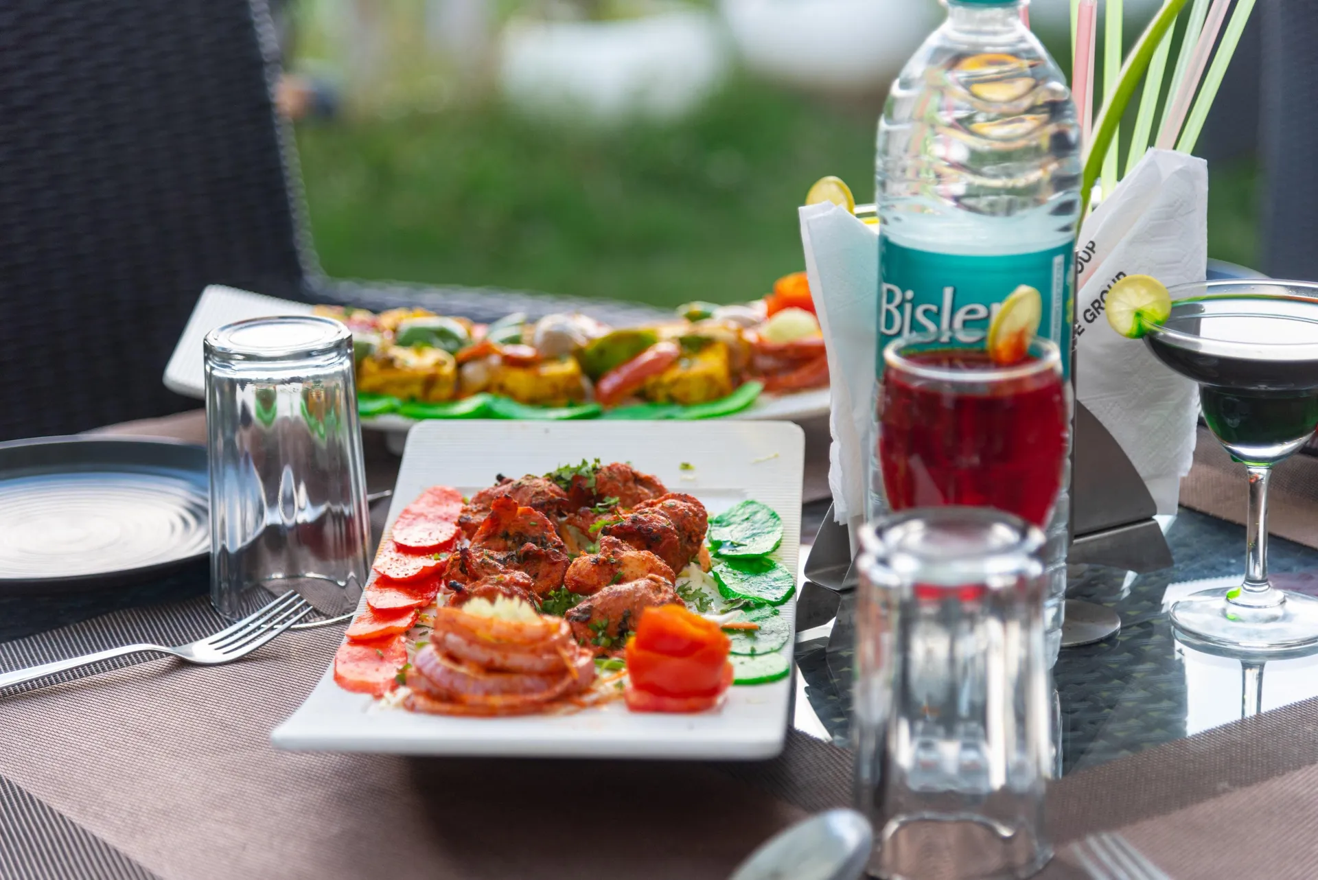 SL Manor Resort by Lawrence Hotels Restaurant