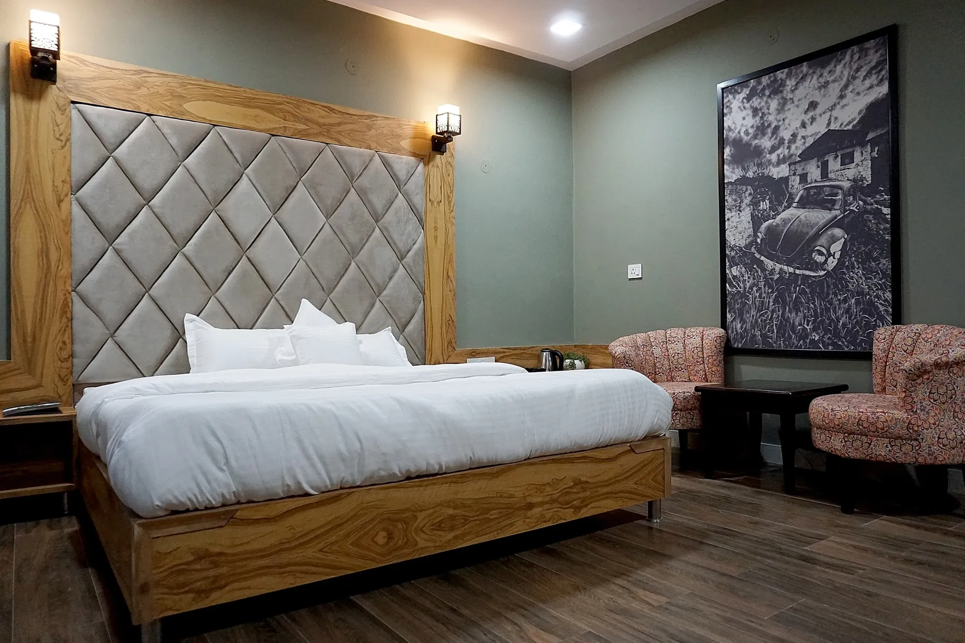 SL Manor Resort by Lawrence Hotels Room