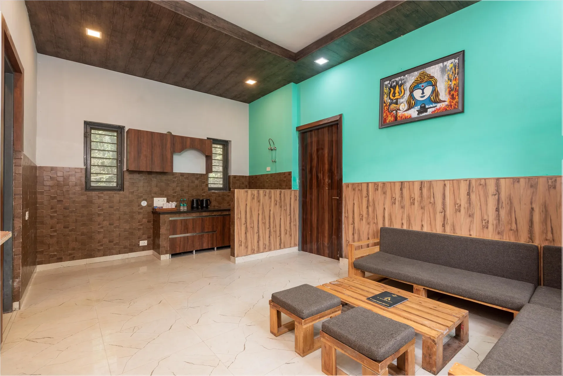 SL Manor Resort by Lawrence Hotels Room