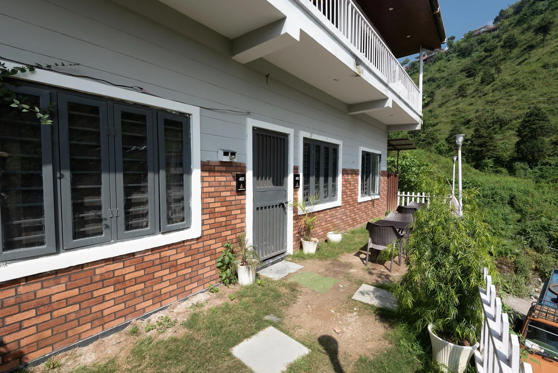 SL Manor Resort by Lawrence Hotels Room