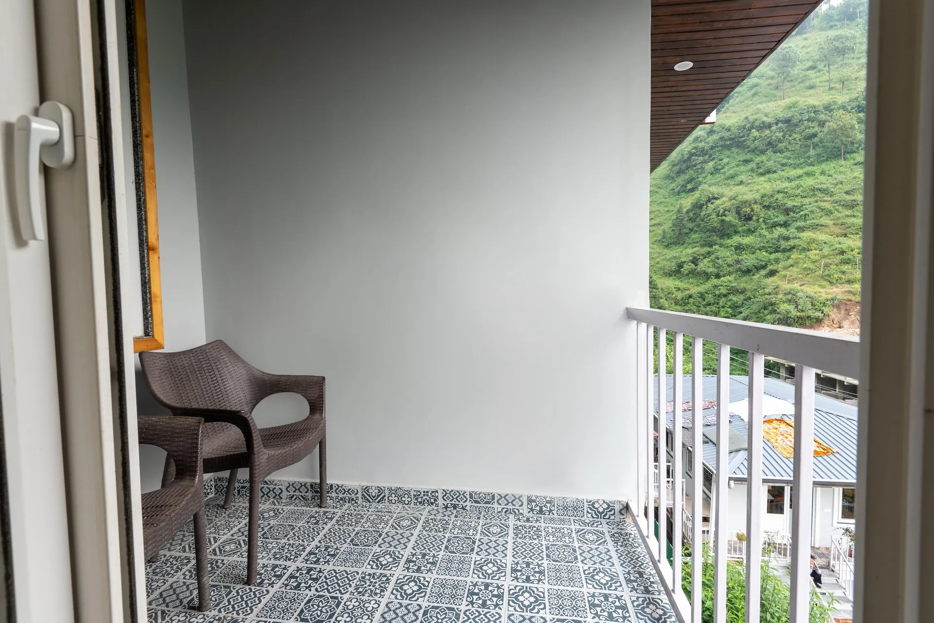 SL Manor Resort by Lawrence Hotels Room