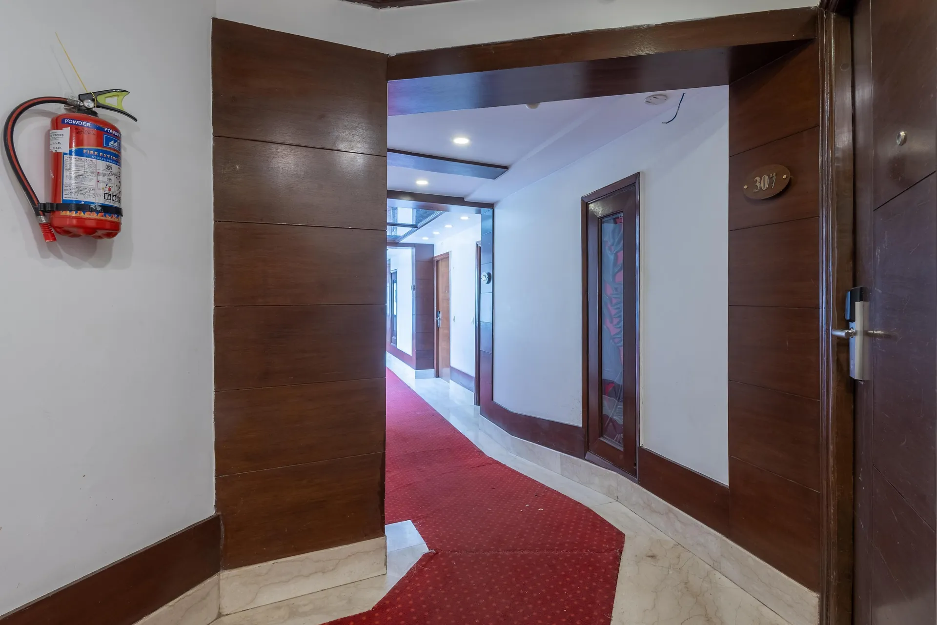 The Solitaire Resort by Lawrence Hotels Common Area