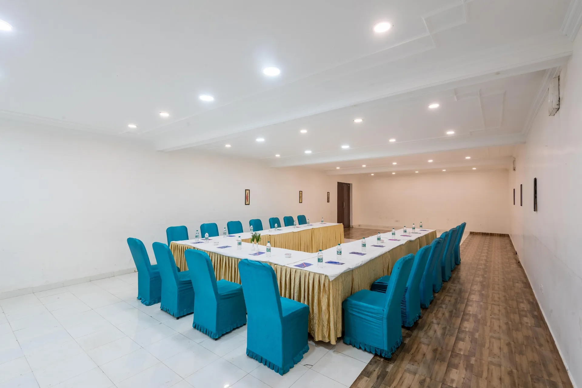 The Solitaire Resort by Lawrence Hotels Conference Room