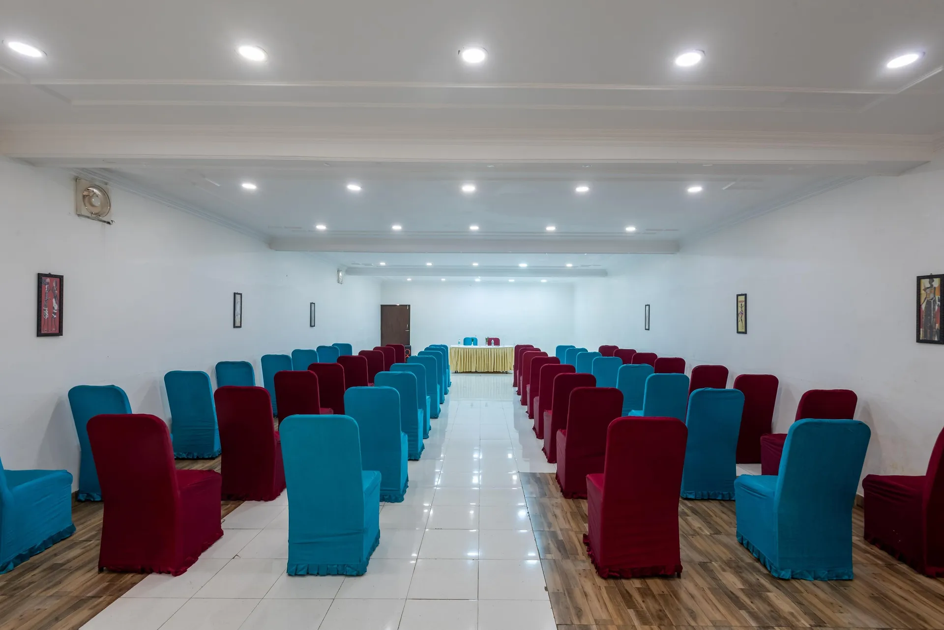 The Solitaire Resort by Lawrence Hotels Conference Room