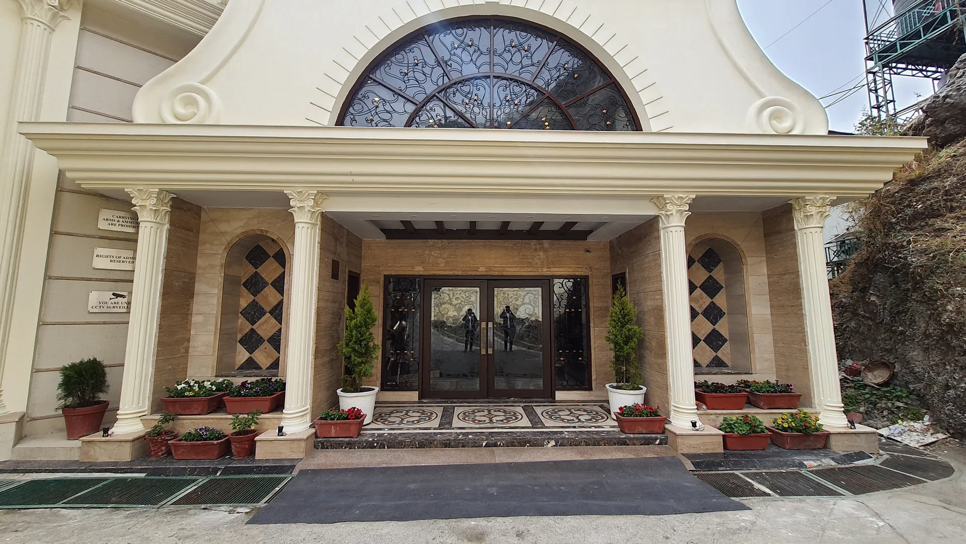 The Solitaire Resort by Lawrence Hotels Facade