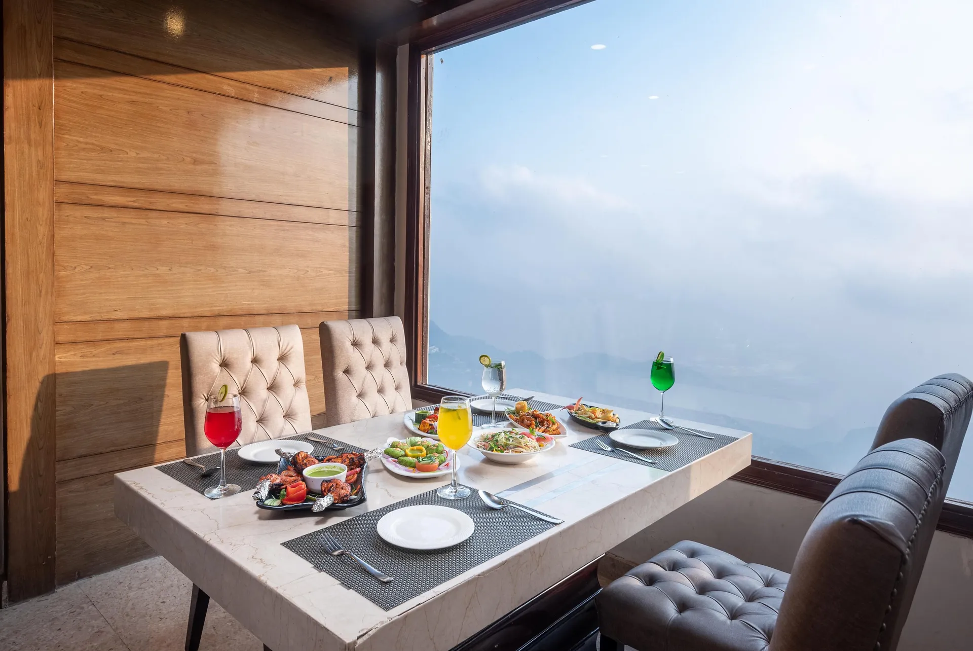 The Solitaire Resort by Lawrence Hotels Restaurant