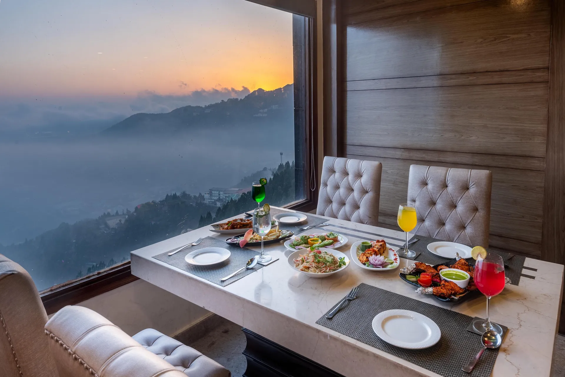 The Solitaire Resort by Lawrence Hotels Restaurant