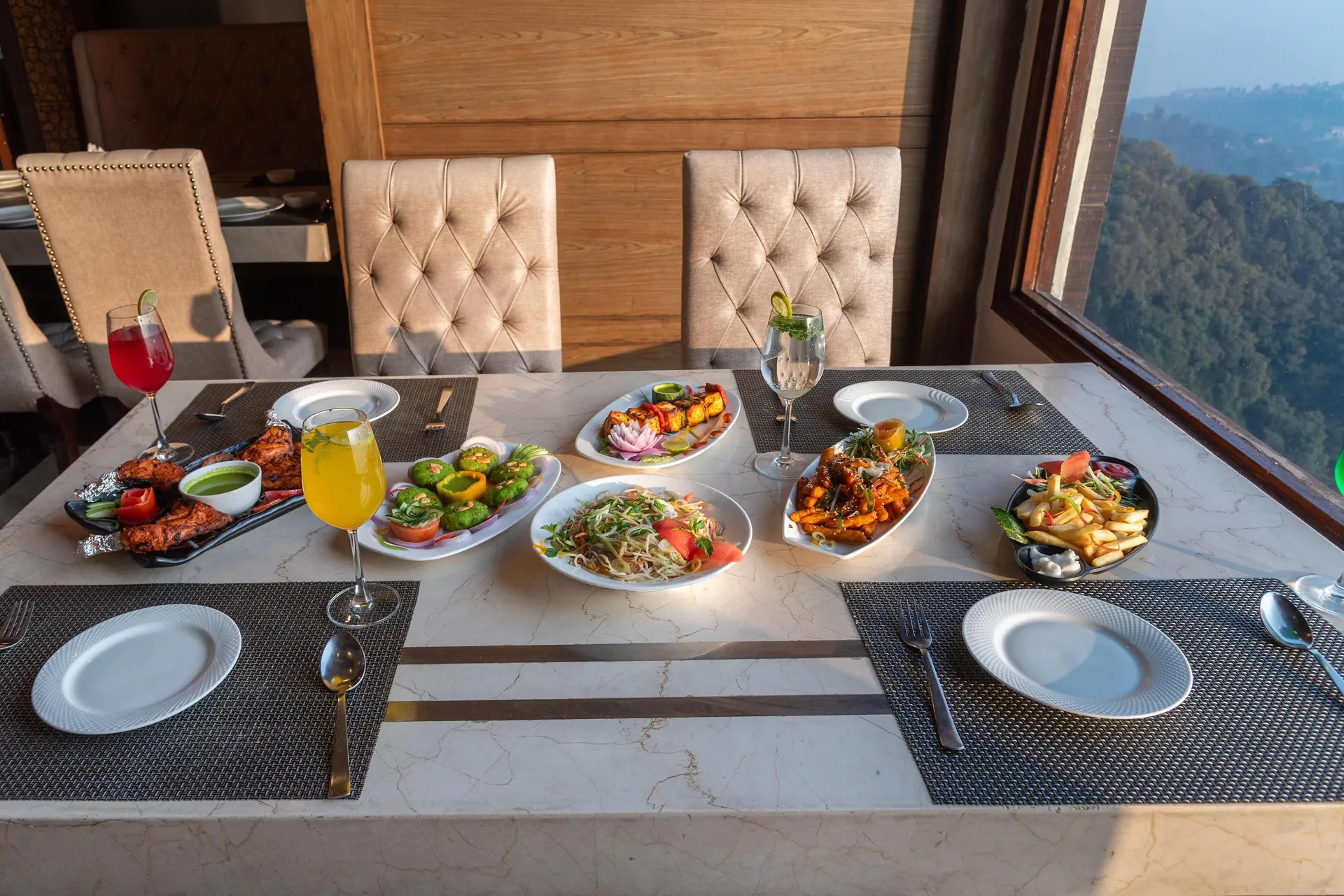 The Solitaire Resort by Lawrence Hotels Restaurant