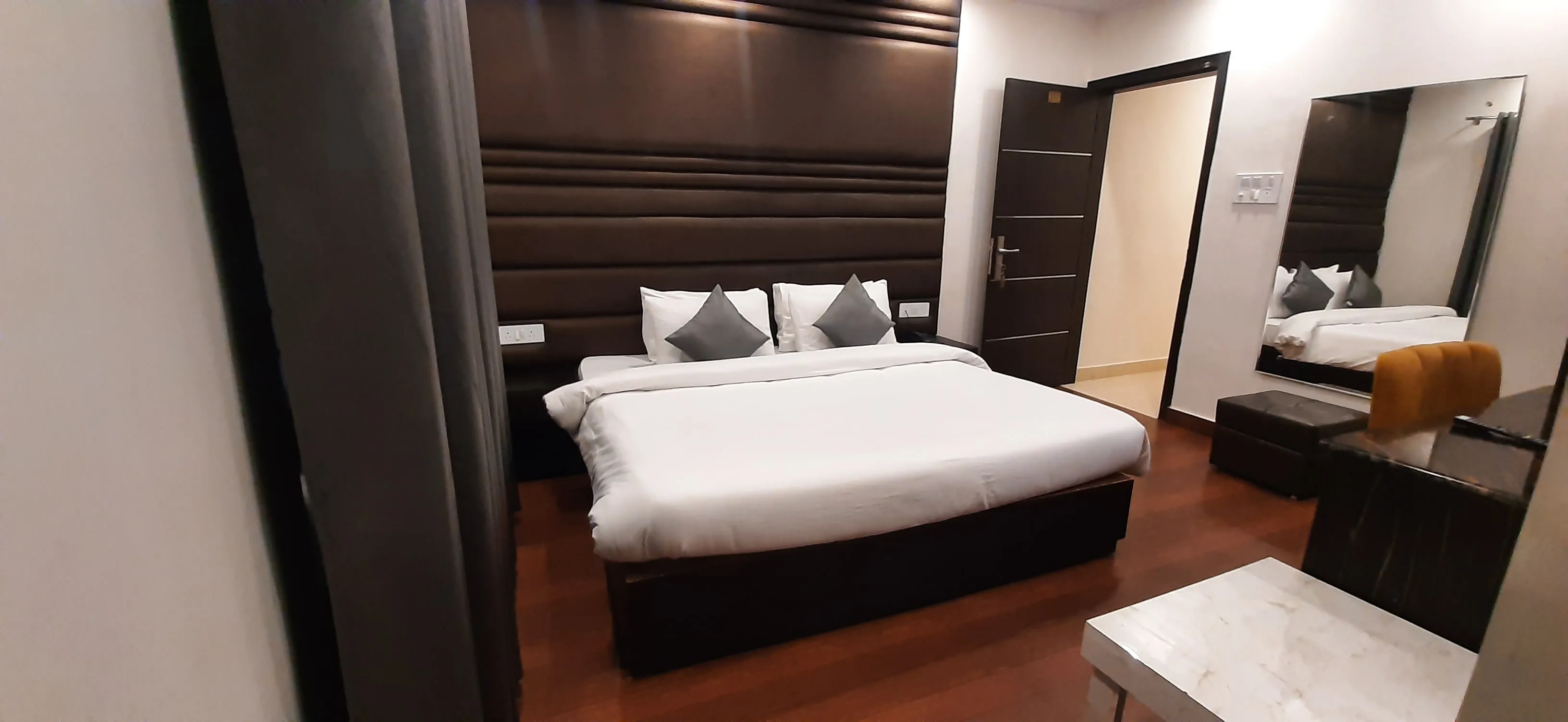 Aamod Feather Touch Room
