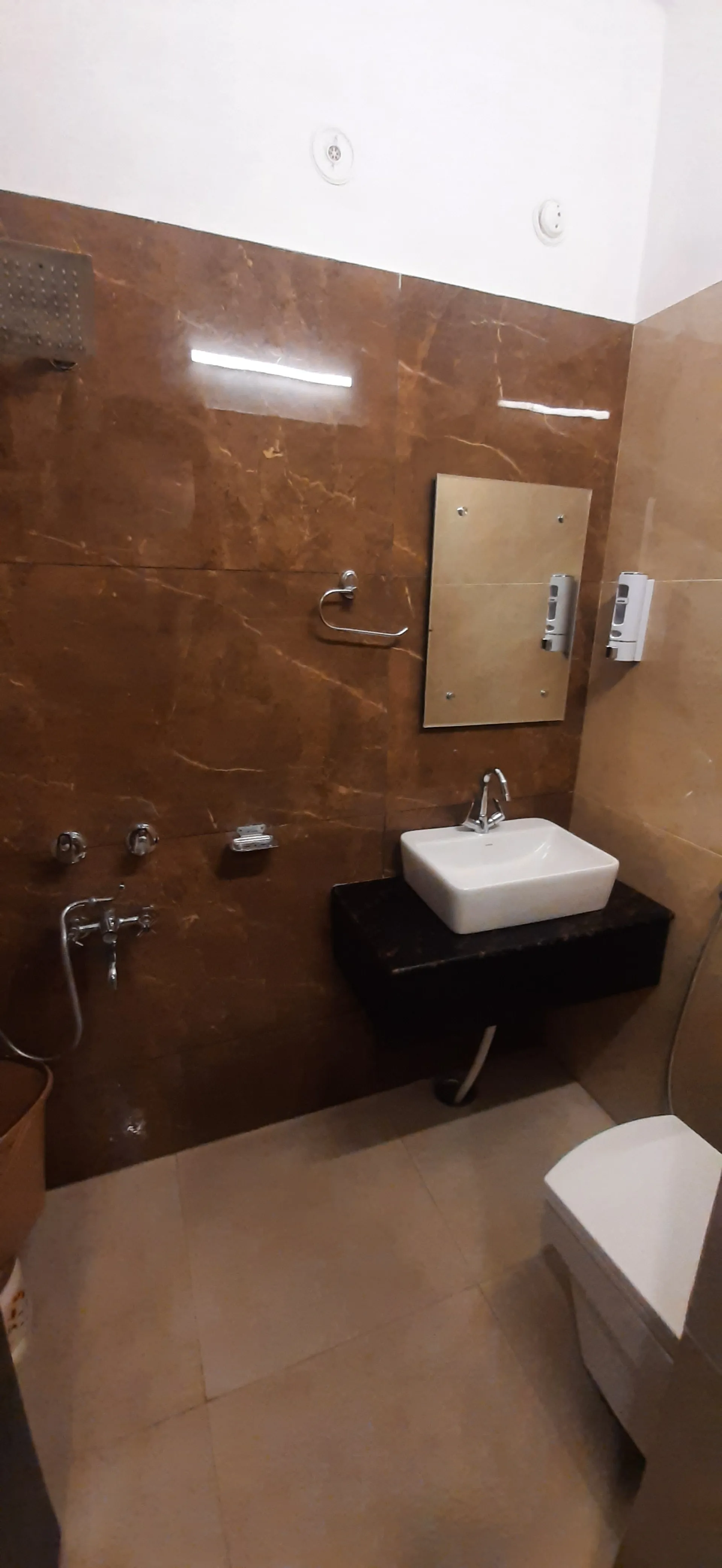 Aamod Feather Touch Room
