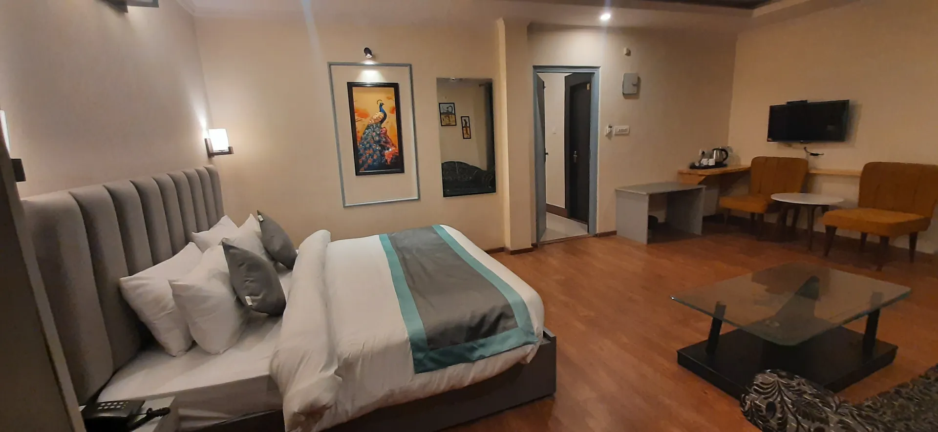 Aamod Feather Touch Room