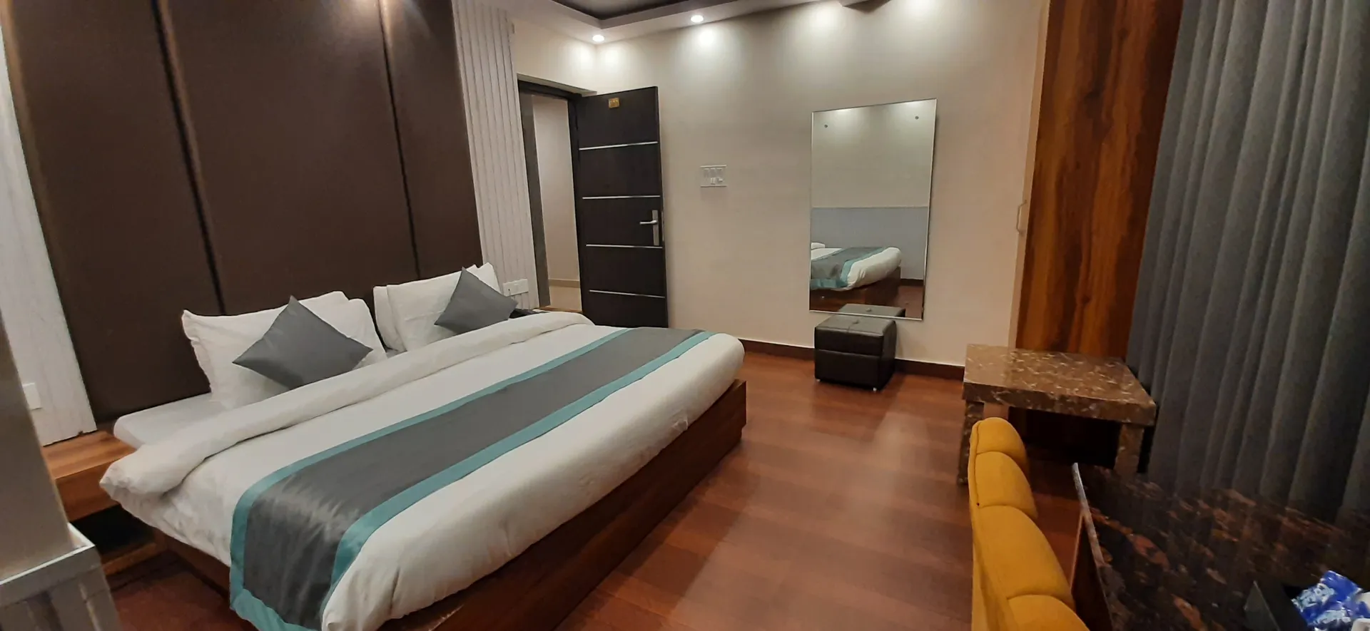 Aamod Feather Touch Room