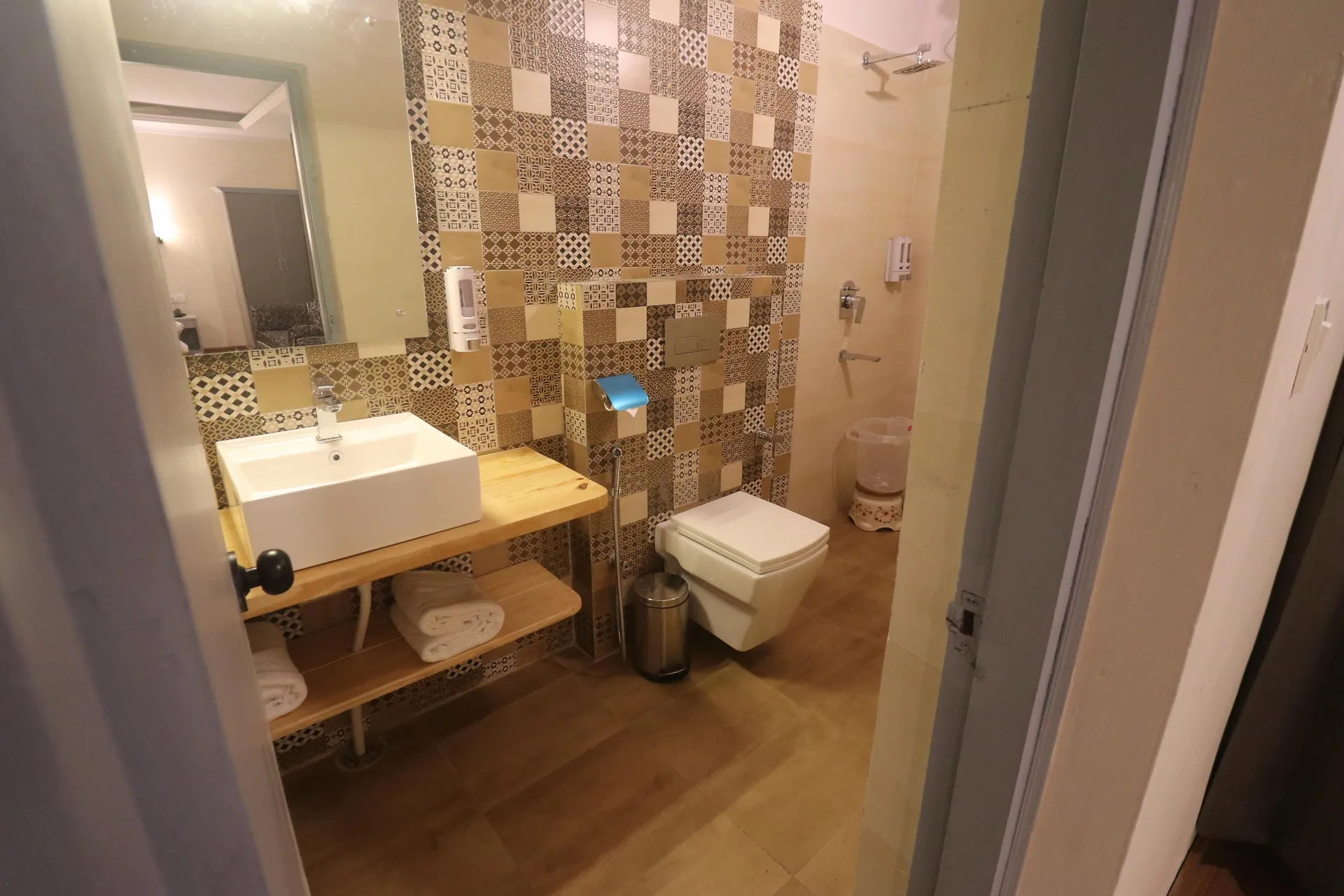 Aamod Feather Touch Washroom