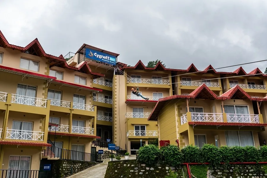 Cygnett Resort Mountain Breeze Outdoors