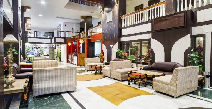 Dynasty Resort Common Area