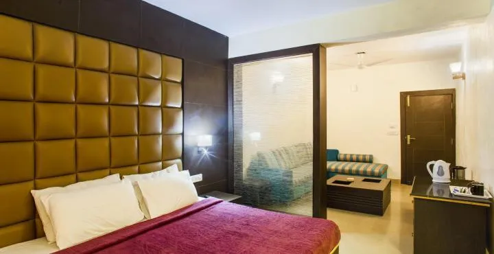 Dynasty Resort Room