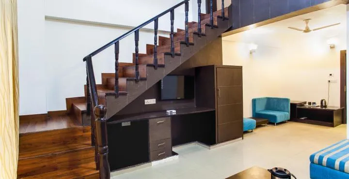 Dynasty Resort Room