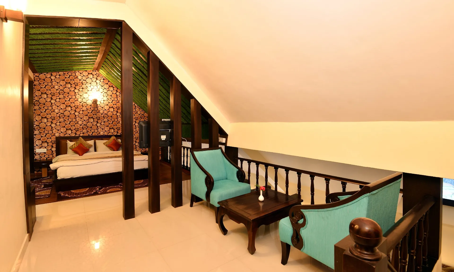 Dynasty Resort Room