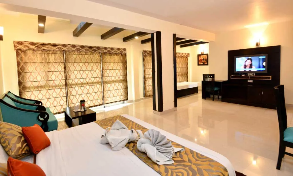 Dynasty Resort Room