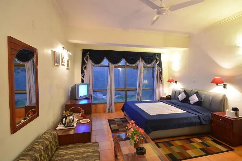 Dynasty Resort Room