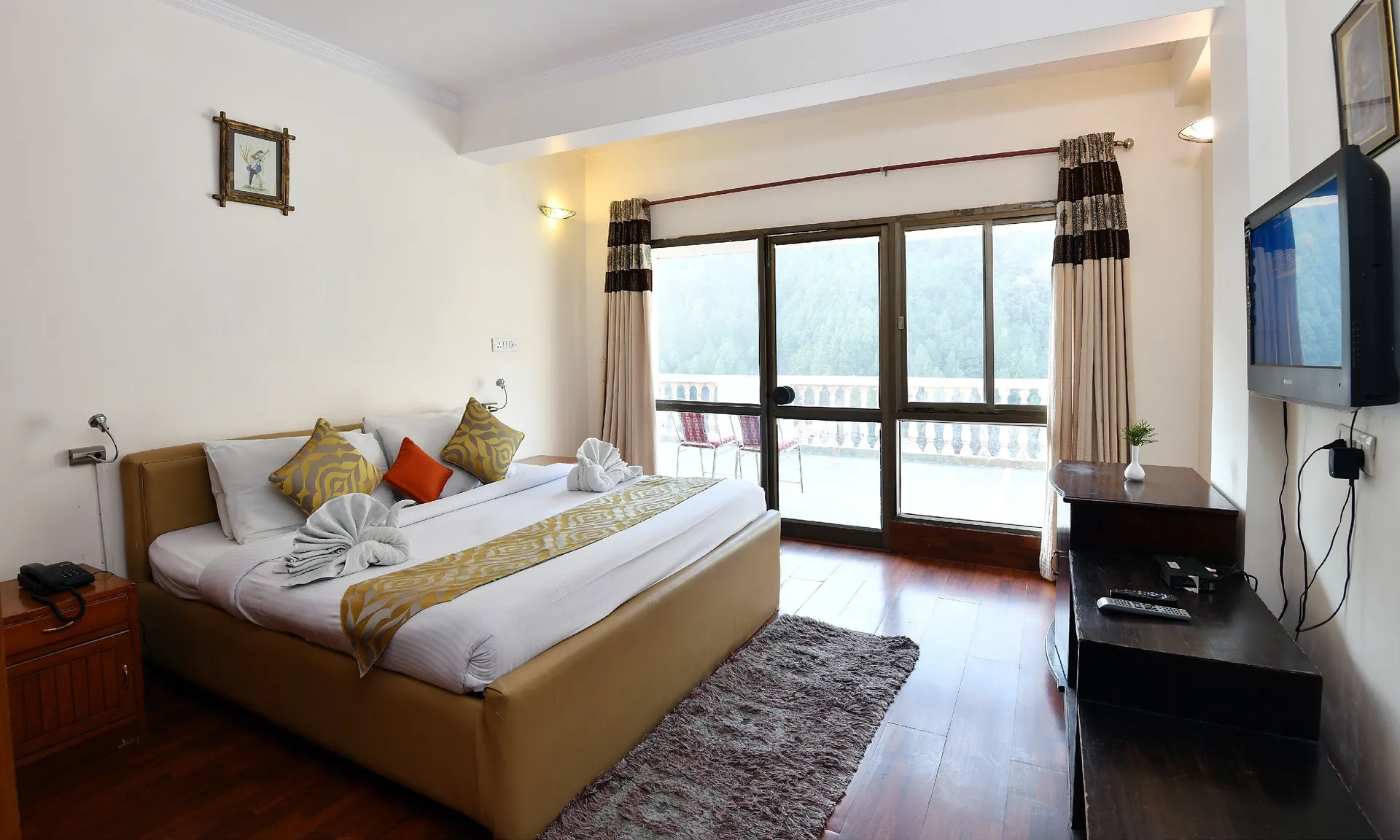 Dynasty Resort Room