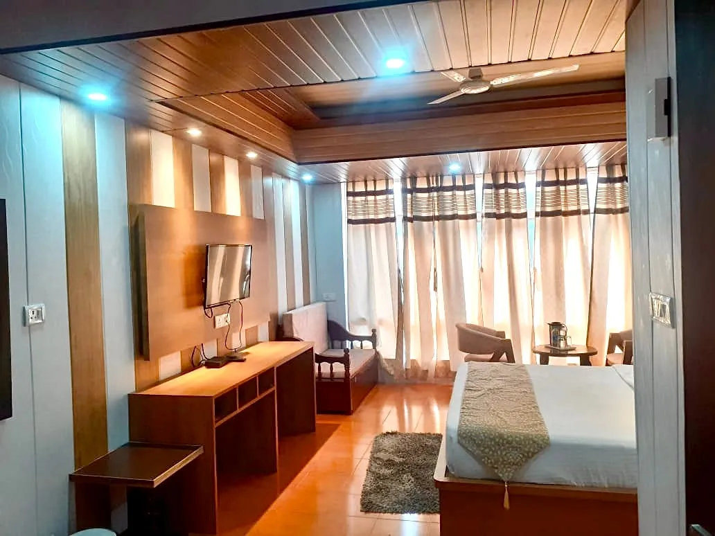 Dynasty Resort Room