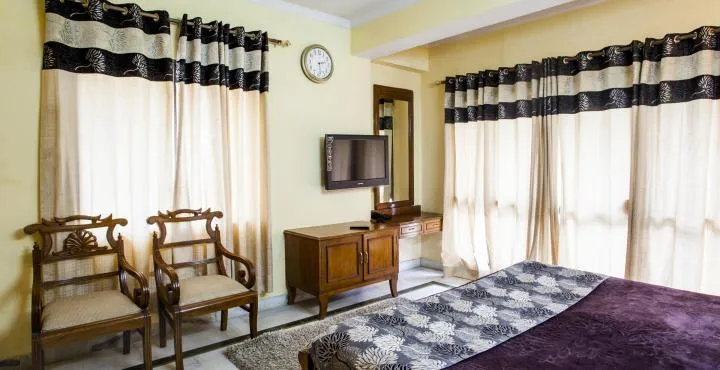 Dynasty Resort Room