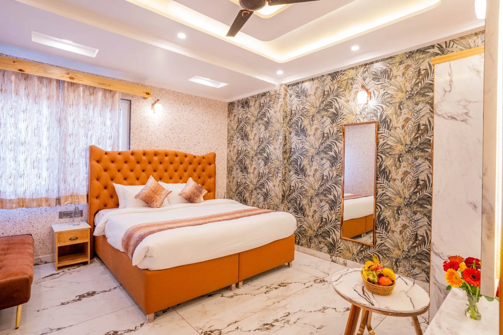 Golden Oak by The Lake Hill Room