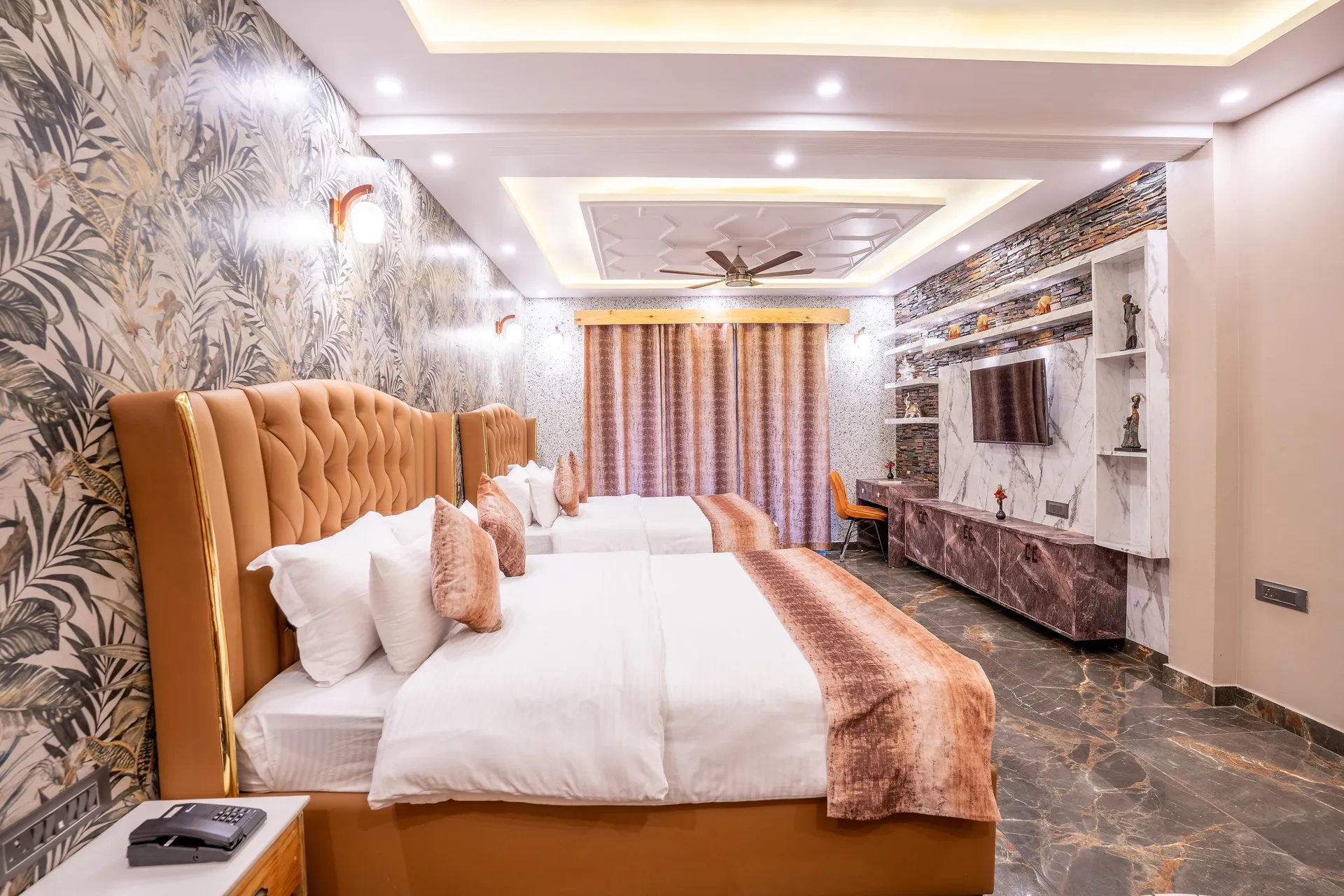 Golden Oak by The Lake Hill Room