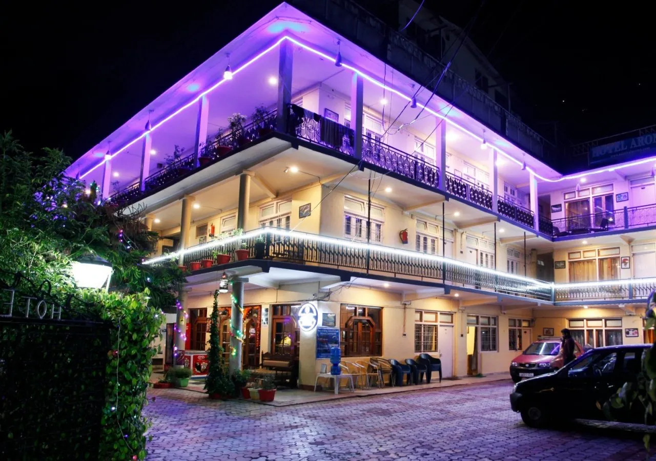 Hotel Aroma Nainital ( In house parking) Outdoors