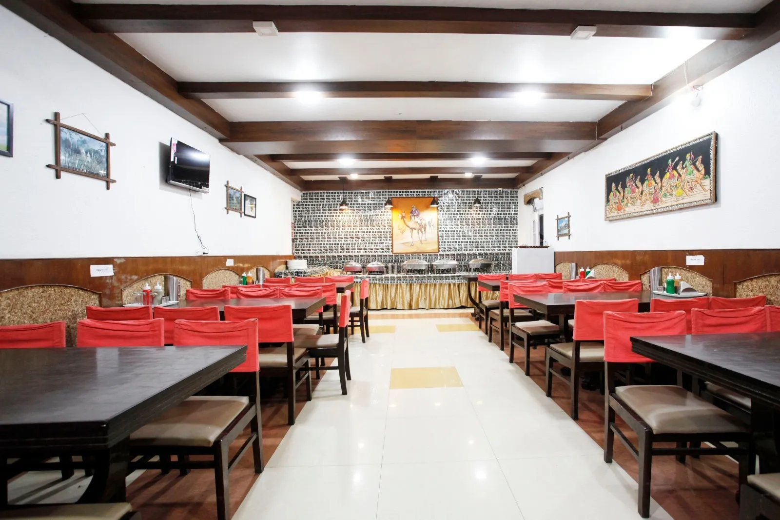 Hotel Aroma Nainital ( In house parking) Restaurant