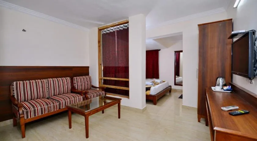 Hotel Aroma Nainital ( In house parking) Room
