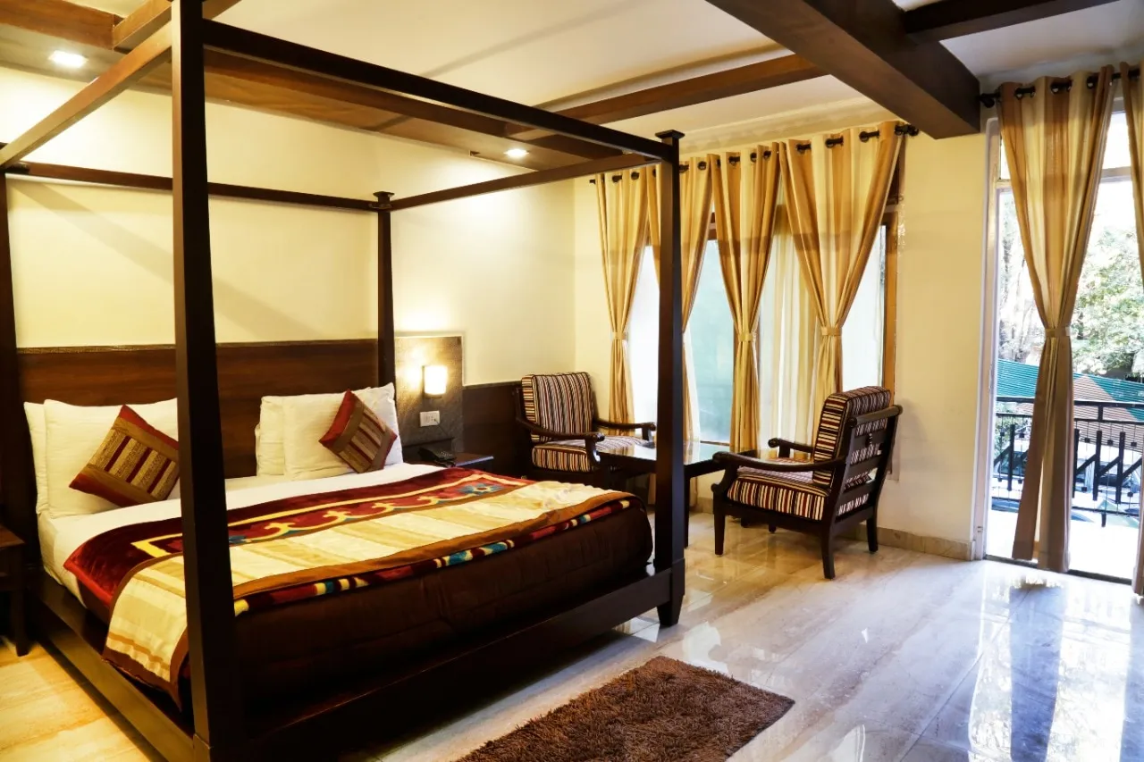 Hotel Aroma Nainital ( In house parking) Room