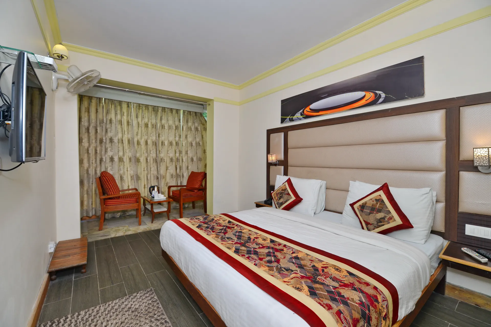 Hotel Aroma Nainital ( In house parking) Room