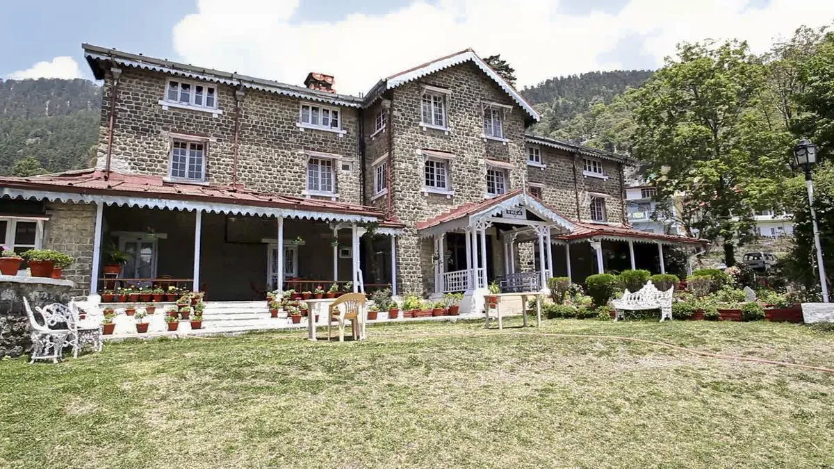 Hotel Chevron Fairhavens, Nainital Facade