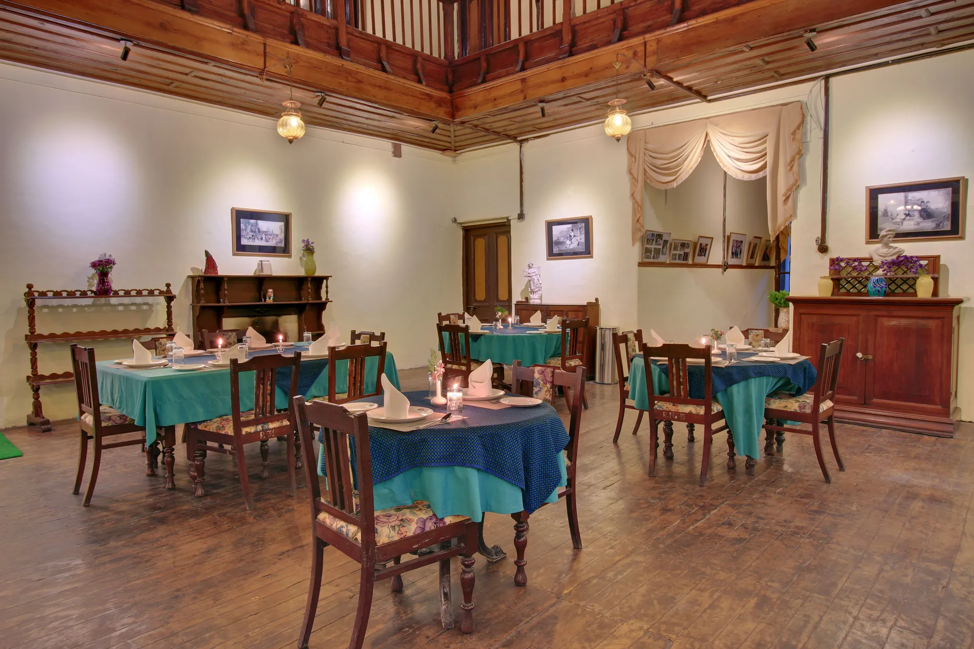 Hotel Chevron Fairhavens, Nainital Restaurant